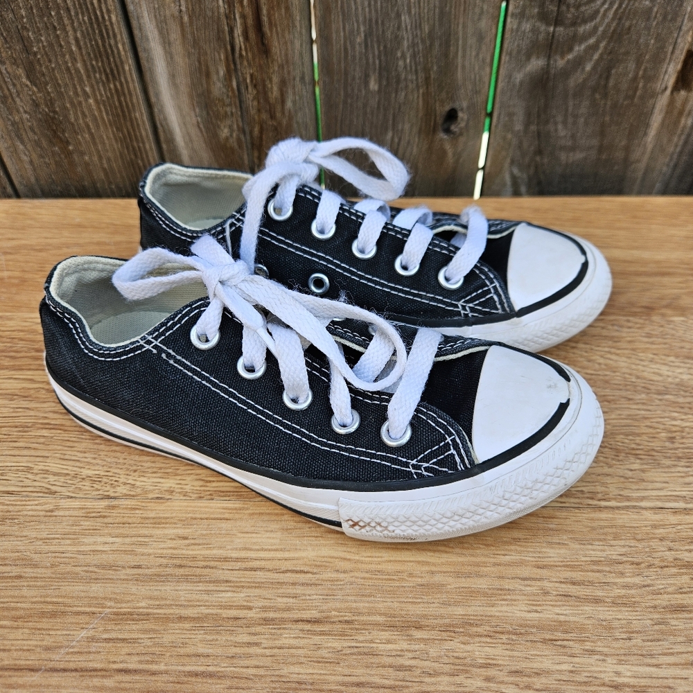 Converse All Star Black and White Canvas Sneakers Unisex Size 11.5 - Picture 2 of 16